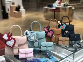 Picture of Delvaux Handbags _SKUfw193074242fw